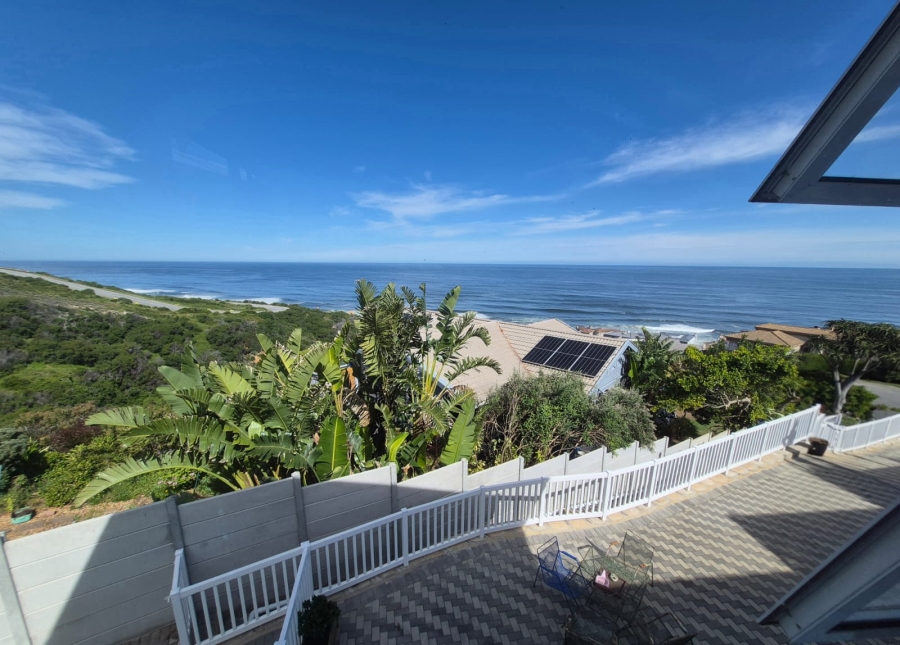 5 Bedroom Property for Sale in Dana Bay Western Cape